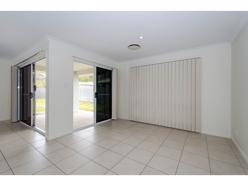 40 Briffney Street, Kirkwood QLD 4680