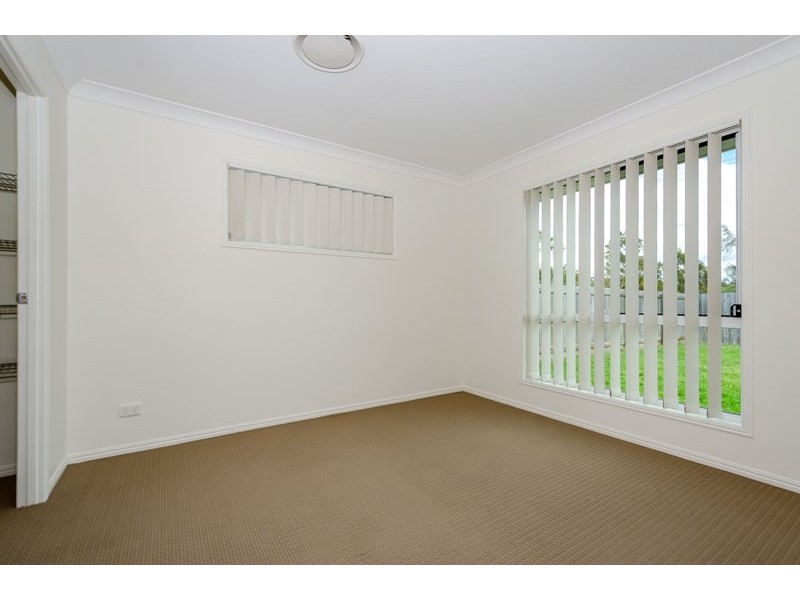 40 Briffney Street, Kirkwood QLD 4680