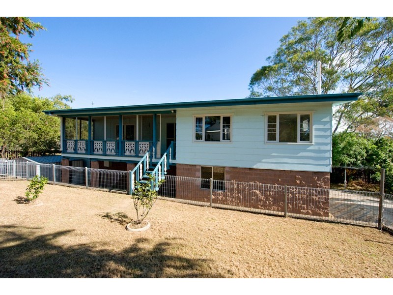2 Simpson Street, Gladstone QLD 4680