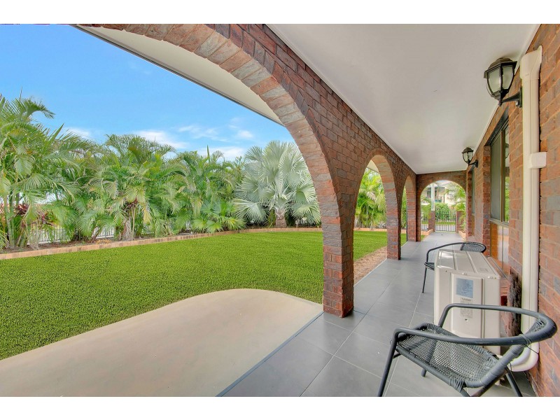 48 GRETEL DRIVE, Clinton QLD 4680