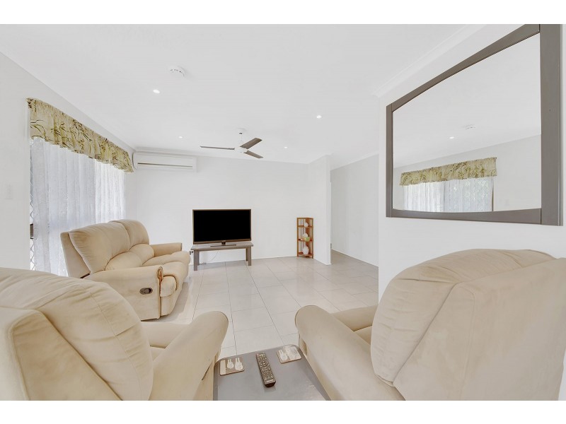 48 GRETEL DRIVE, Clinton QLD 4680