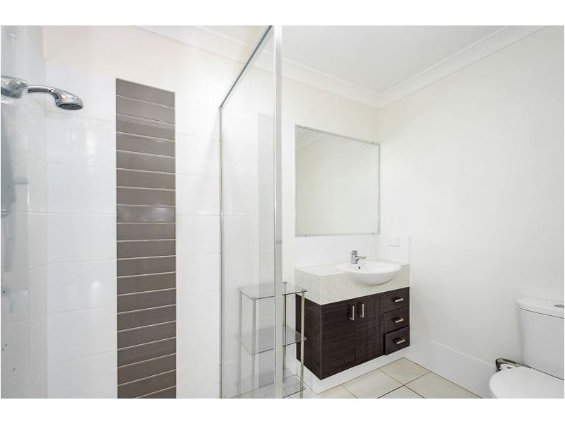 16 Orchard Drive, Kirkwood QLD 4680