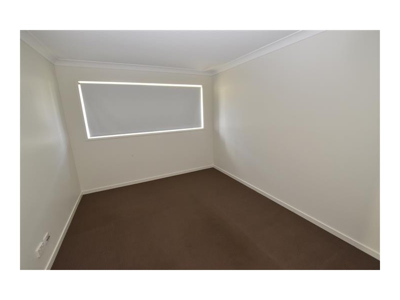 14 Deveney Drive, Kirkwood QLD 4680