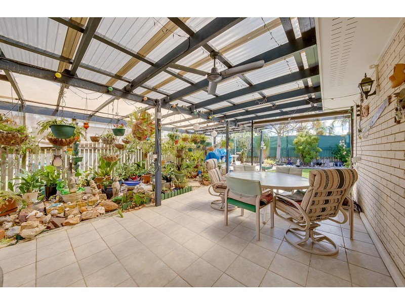 17 Connolly Court, Telina QLD 4680