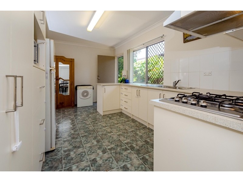 5 Rossella Street, West Gladstone QLD 4680