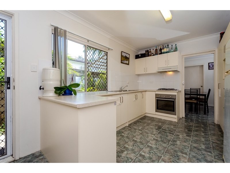 5 Rossella Street, West Gladstone QLD 4680