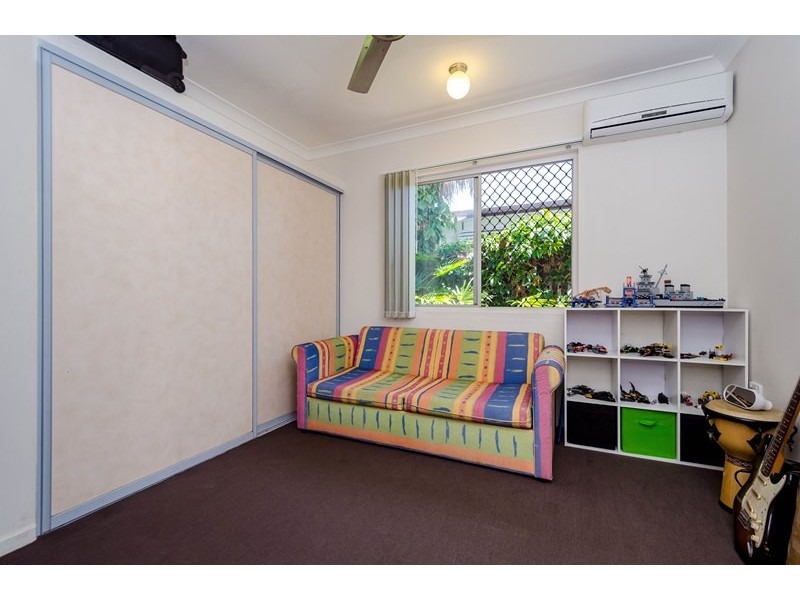 5 Rossella Street, West Gladstone QLD 4680