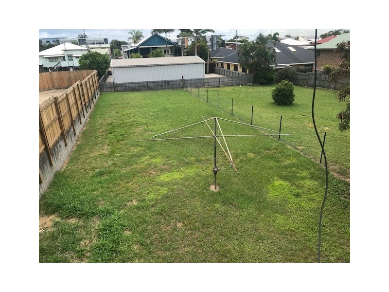 15 CENTRAL LANE, Gladstone QLD 4680