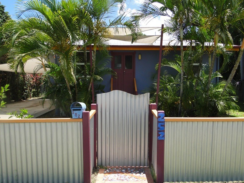 252 AUCKLAND STREET, South Gladstone QLD 4680