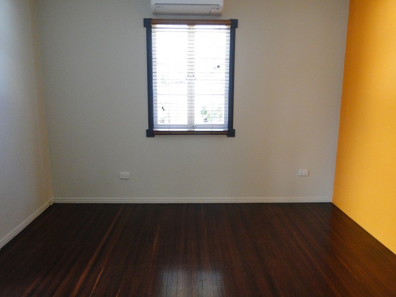 252 AUCKLAND STREET, South Gladstone QLD 4680