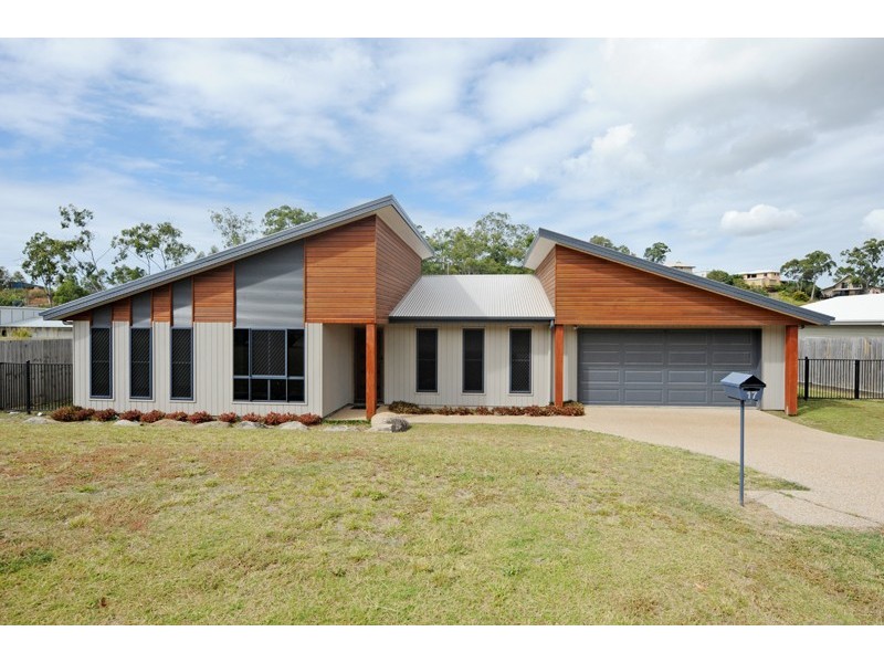 17 Sanctuary Place, South Gladstone QLD 4680