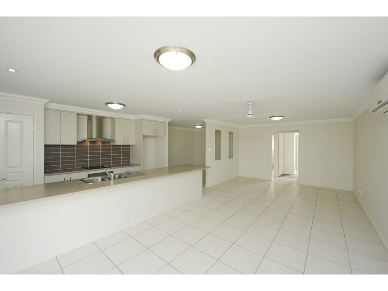 17 Sanctuary Place, South Gladstone QLD 4680