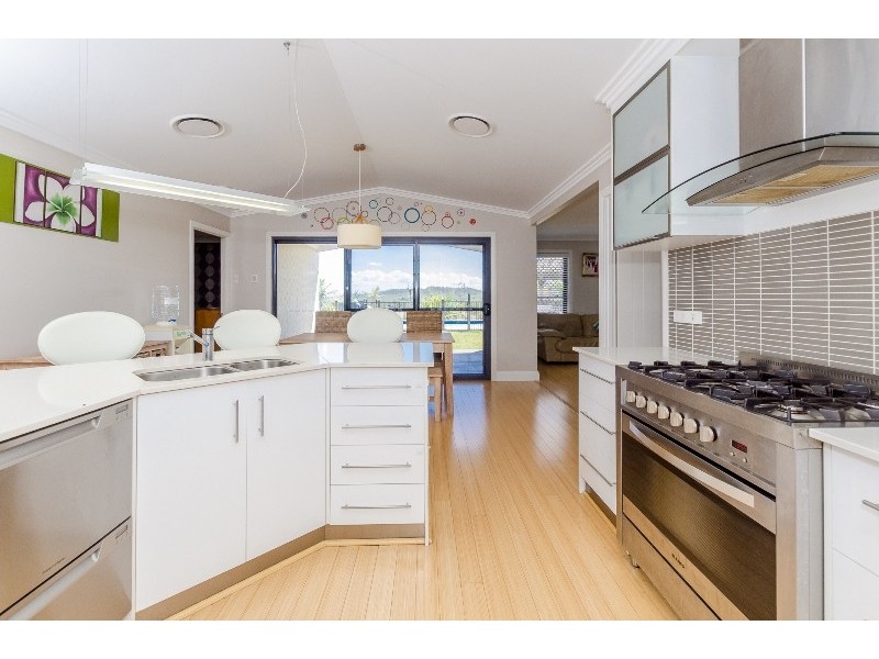 24 Wyara Close, Clinton QLD 4680