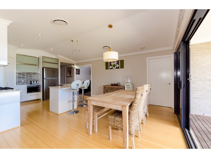 24 Wyara Close, Clinton QLD 4680