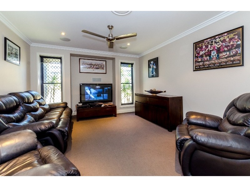 24 Wyara Close, Clinton QLD 4680
