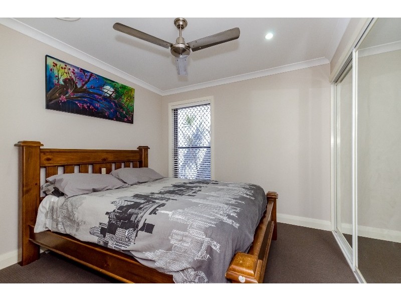 24 Wyara Close, Clinton QLD 4680