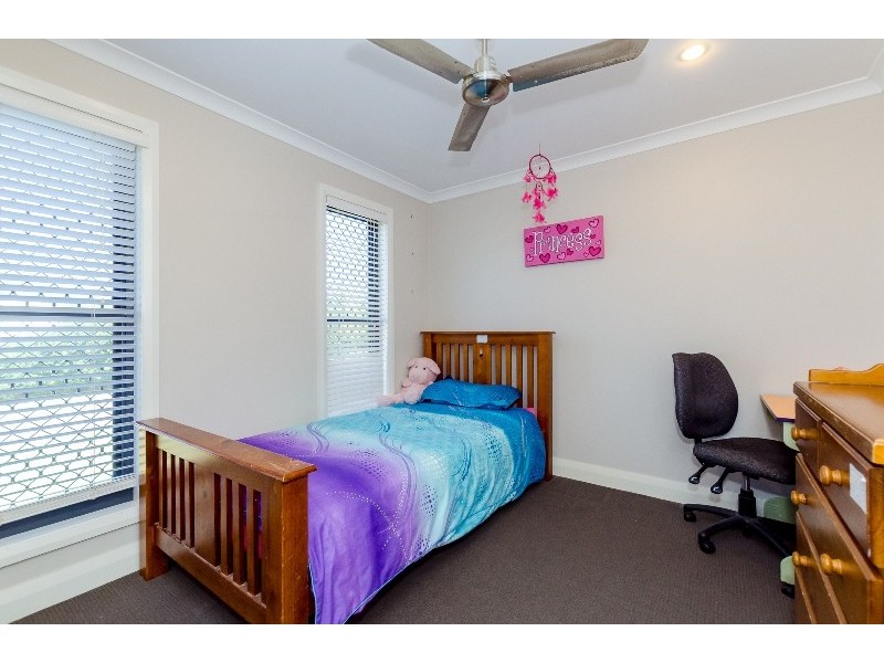 24 Wyara Close, Clinton QLD 4680