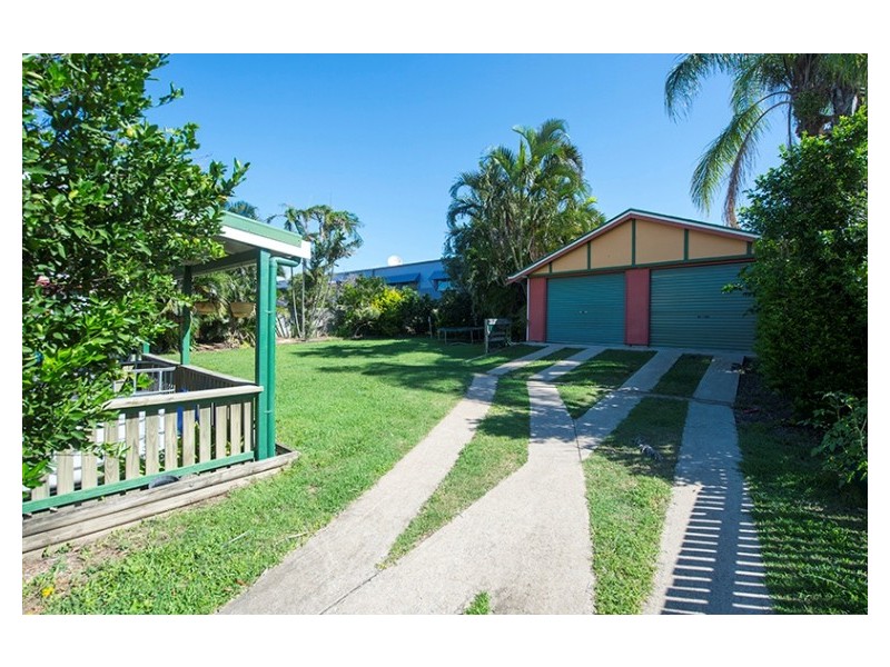101 OAKA LANE, Gladstone QLD 4680