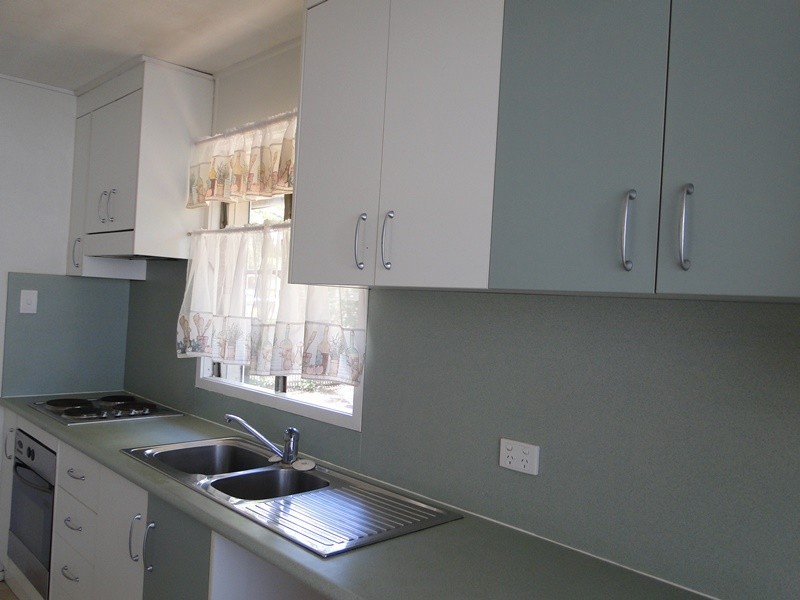 25 Garden Street, West Gladstone QLD 4680