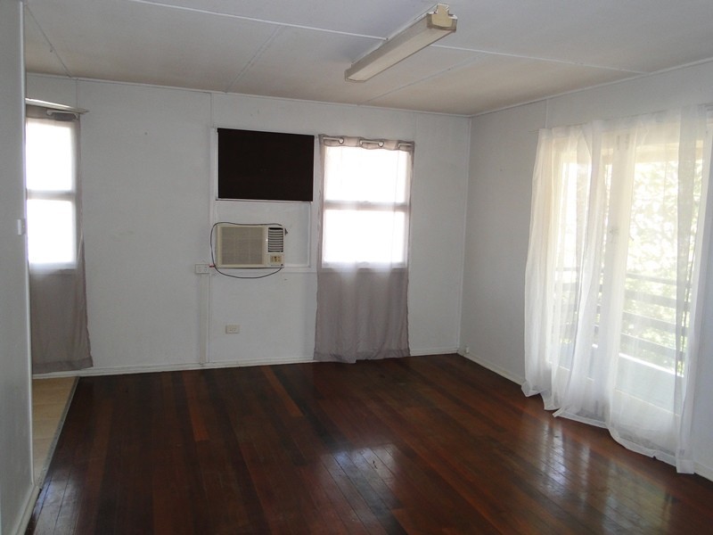 25 Garden Street, West Gladstone QLD 4680