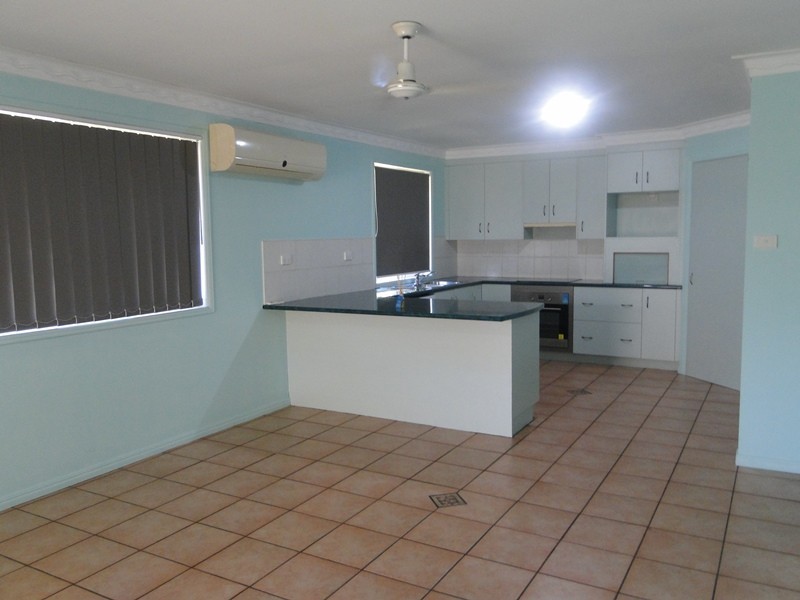 133 J HICKEY AVE, Clinton QLD 4680