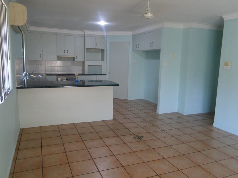 133 J HICKEY AVE, Clinton QLD 4680