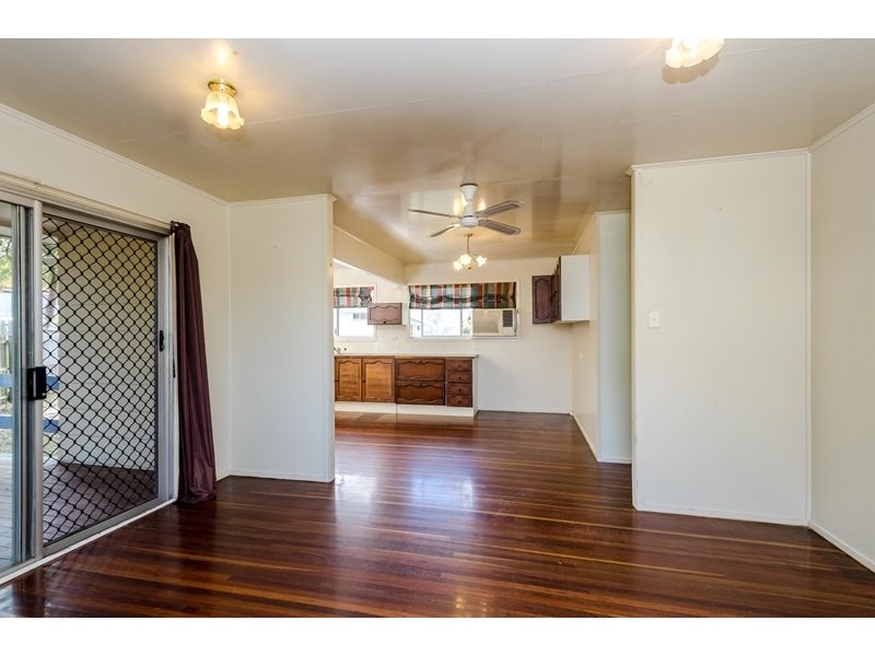 5 Walnut Street, New Auckland QLD 4680