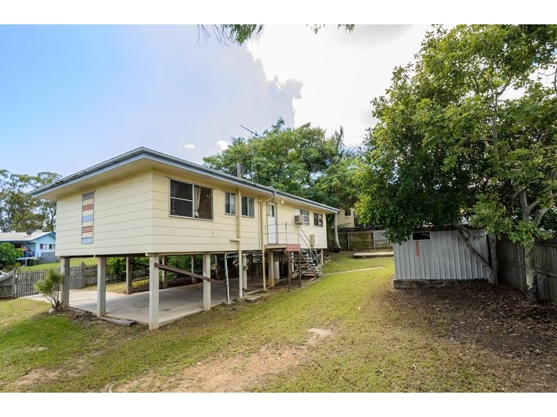 5 Walnut Street, New Auckland QLD 4680
