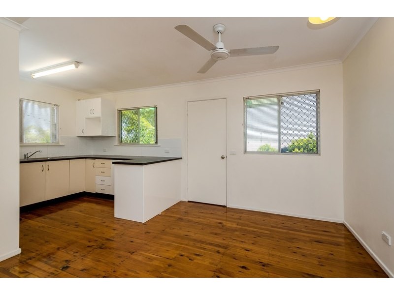30 Wilson Street, New Auckland QLD 4680