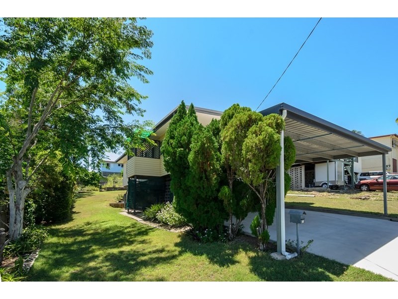 30 Wilson Street, New Auckland QLD 4680