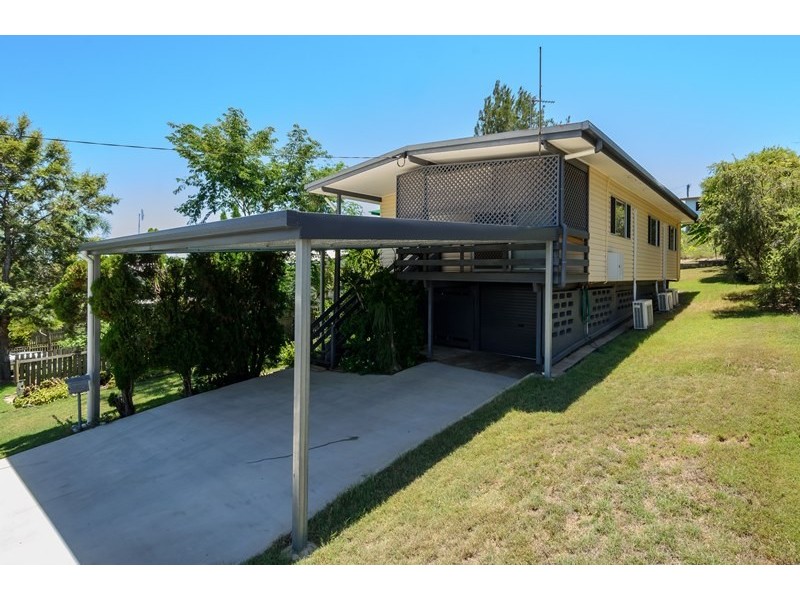30 Wilson Street, New Auckland QLD 4680