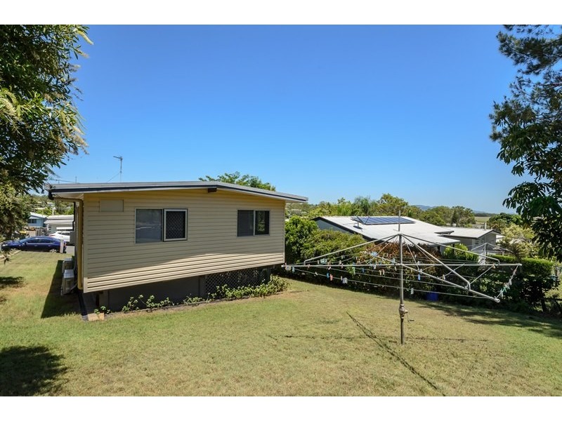 30 Wilson Street, New Auckland QLD 4680
