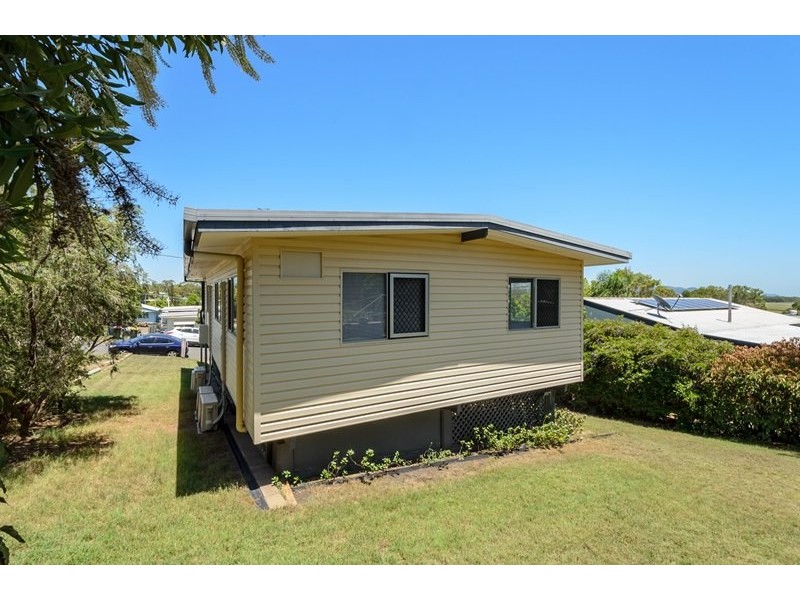 30 Wilson Street, New Auckland QLD 4680