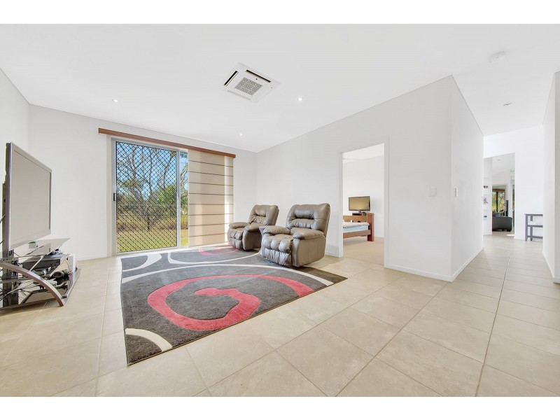 16 BILLABONG DRIVE, Glen Eden QLD 4680