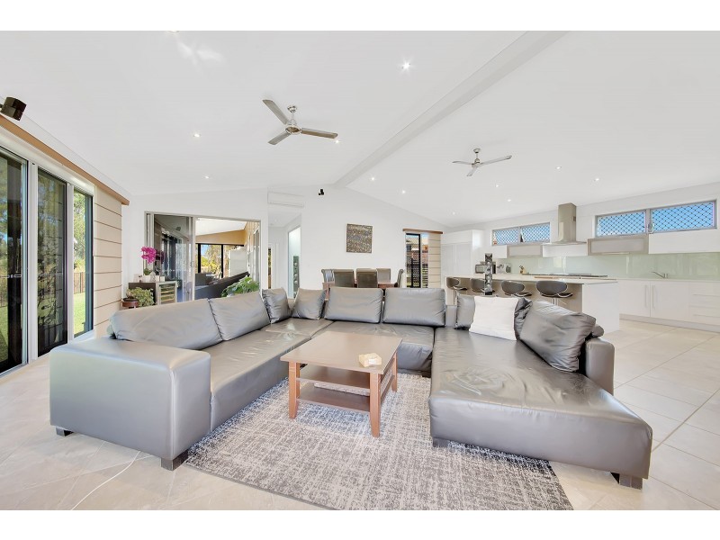 16 BILLABONG DRIVE, Glen Eden QLD 4680