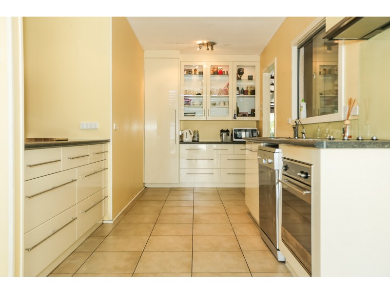 24 Coase Street, West Gladstone QLD 4680