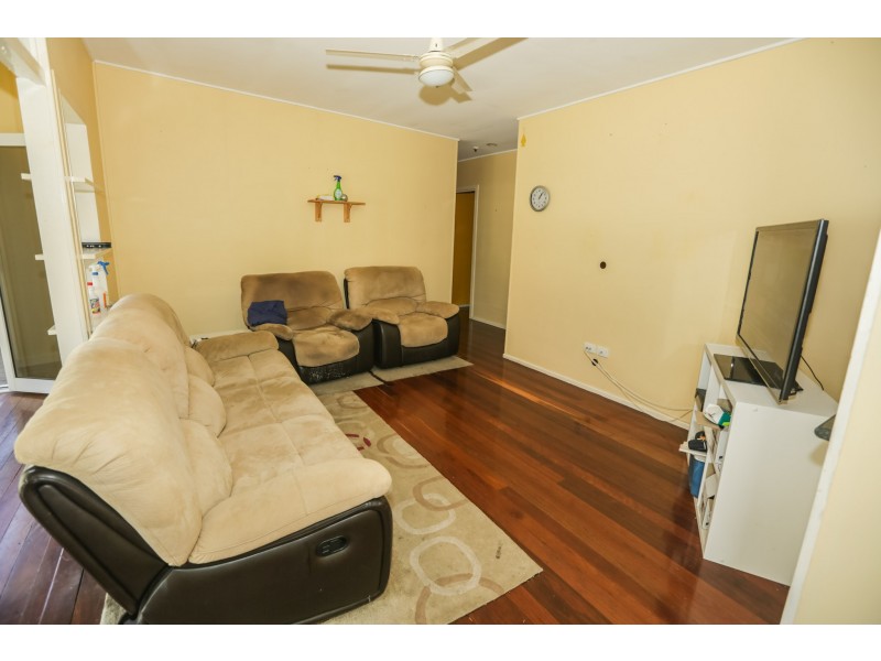 24 Coase Street, West Gladstone QLD 4680