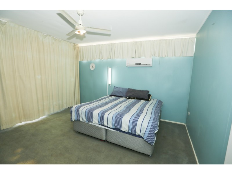 24 Coase Street, West Gladstone QLD 4680