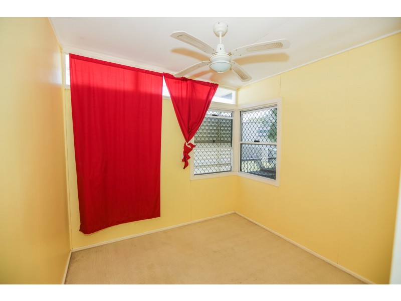 24 Coase Street, West Gladstone QLD 4680