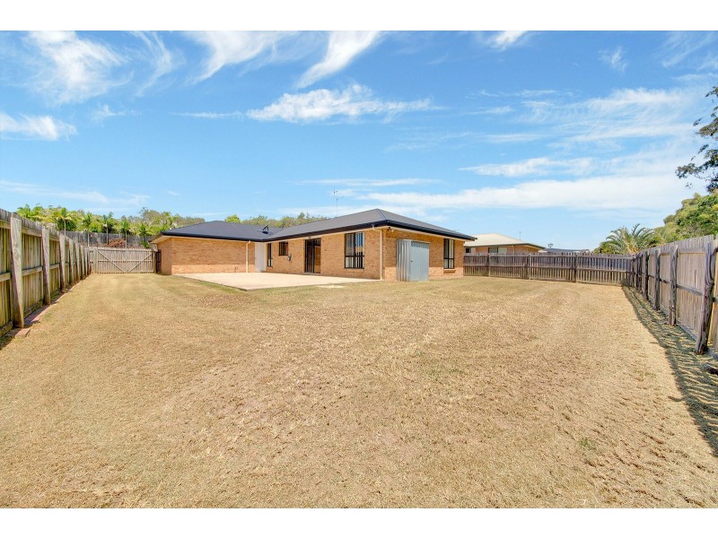 92 Col Brown Avenue, Clinton QLD 4680