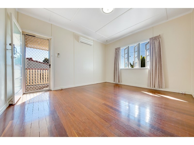 27 Leonard Street, South Gladstone QLD 4680