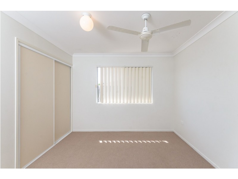 7 Rothbury Place, New Auckland QLD 4680