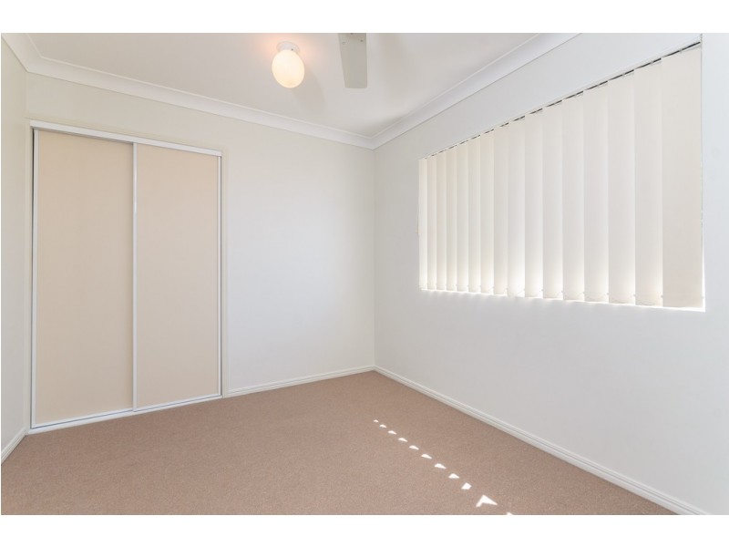 7 Rothbury Place, New Auckland QLD 4680
