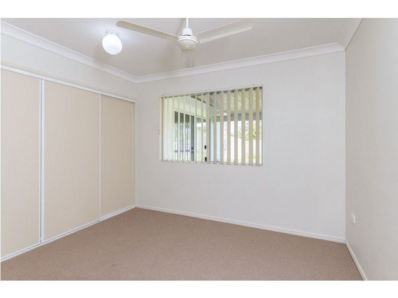 7 Rothbury Place, New Auckland QLD 4680