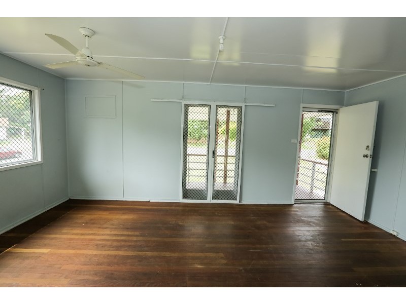 7 Far Street, West Gladstone QLD 4680