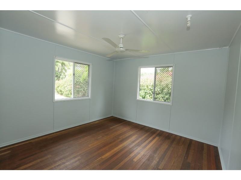 7 Far Street, West Gladstone QLD 4680