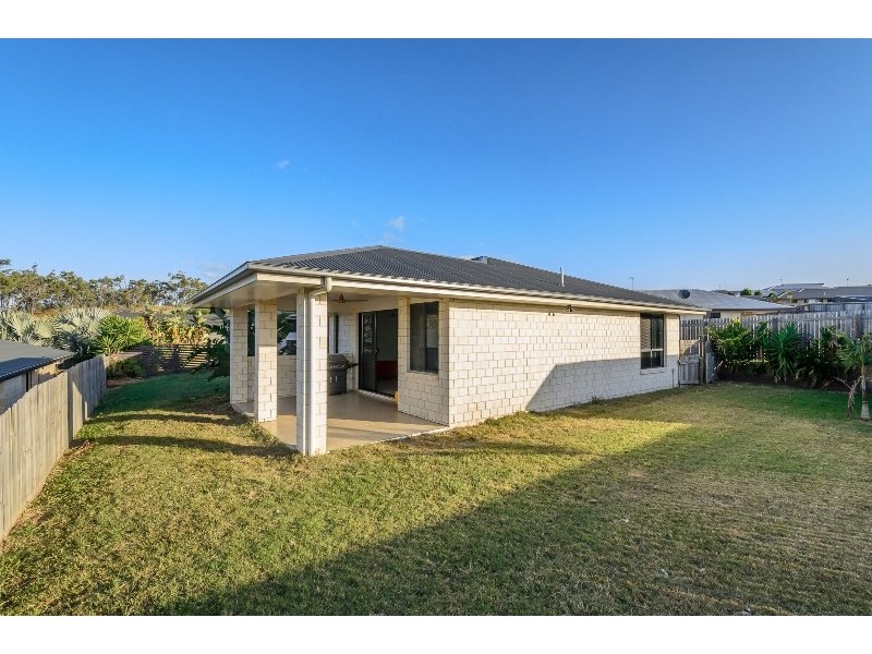 8 REDGUM DRIVE, Kirkwood QLD 4680