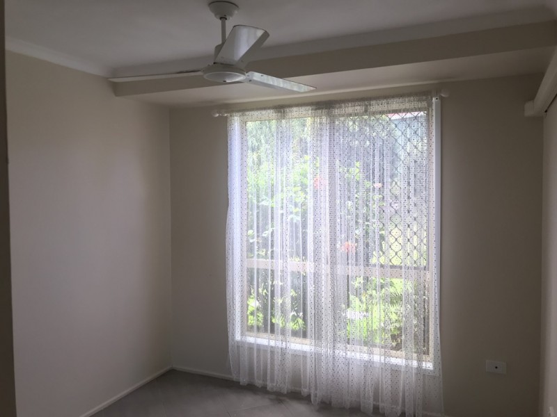 11 LAGOON COURT, Clinton QLD 4680