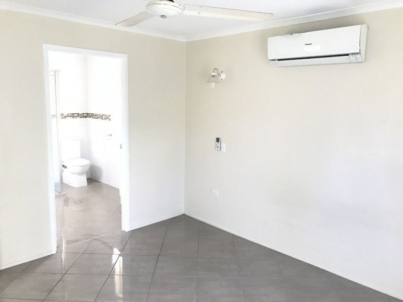 11 LAGOON COURT, Clinton QLD 4680