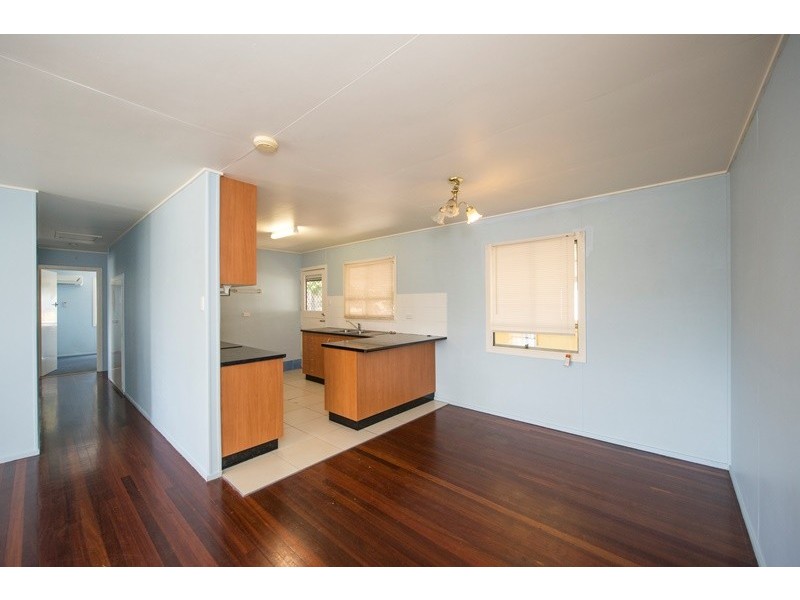 36 Dawson Road, West Gladstone QLD 4680